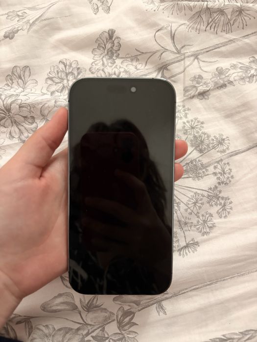 продам Iphone 14 pro