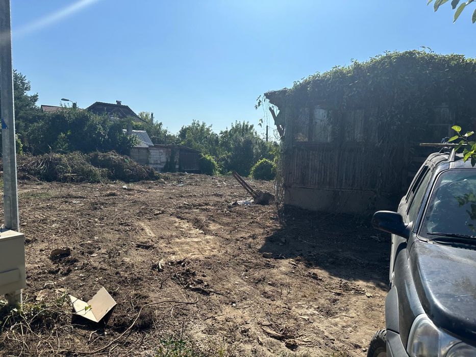 Vand cabana proprietate (neamenajata)cu teren in concesiune la Arad in