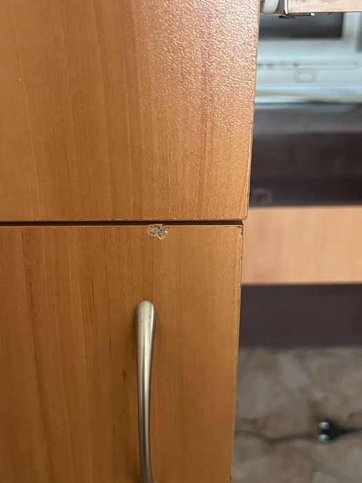 Бюро цвят череша