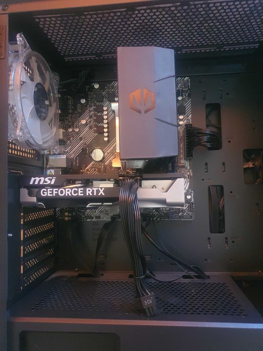 VIST Sistem PC ARGB Ryzen 7 5700X, Ram 32GB, NVIDIA GeForce RTX 5060, SSD 1TB M.2, WIFI