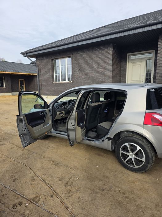 Отличный автомобиль