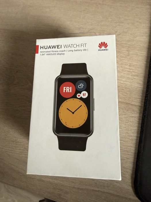 Часы HUAWEI watch fit