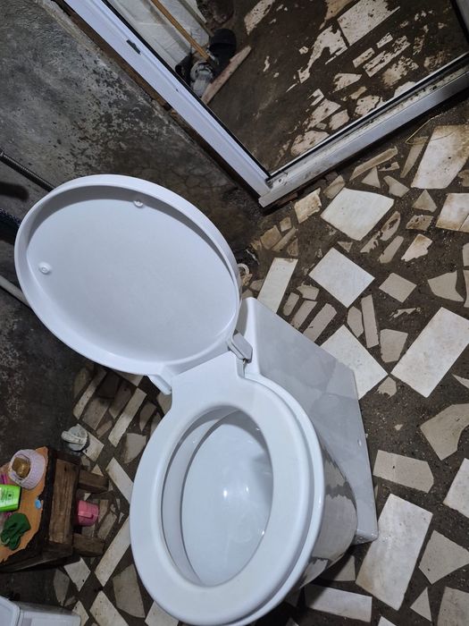 Ванна Унитаз Роквина