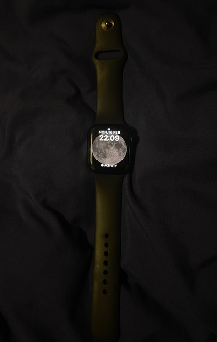 Apple Watch Series 7 (GPS) 41mm Case - Aluminum