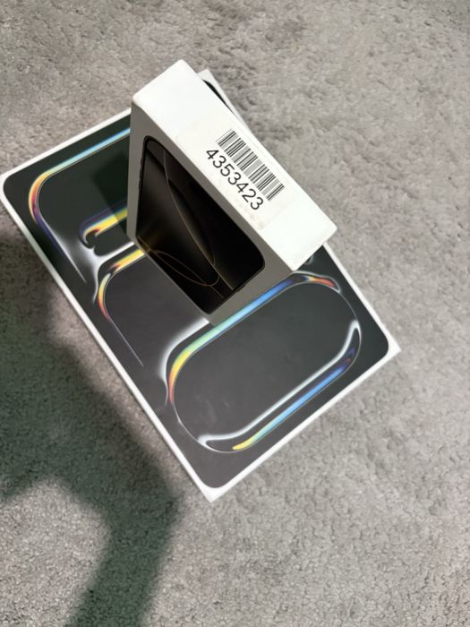 iPad Pro 11 inch (M4) Cellular Wireless 1TB Sigilat, iPhone 16 Pro Max Desert sigilat