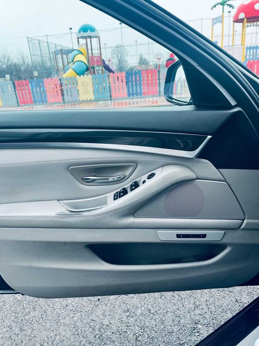 BMW F10 520d 2010 Automată Navi Mare Bi-Xenon Piele