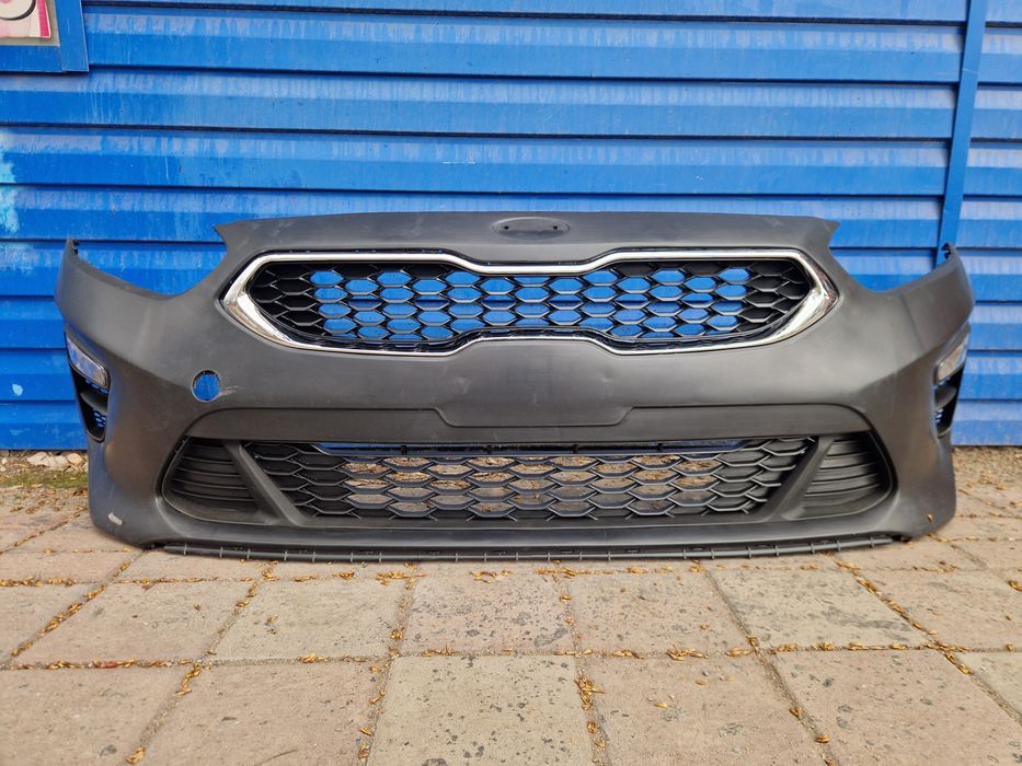 KIA CEED бампер в сборе кия сиид новый