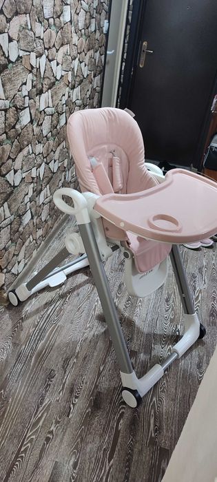 Стол за хранене Cangaroo