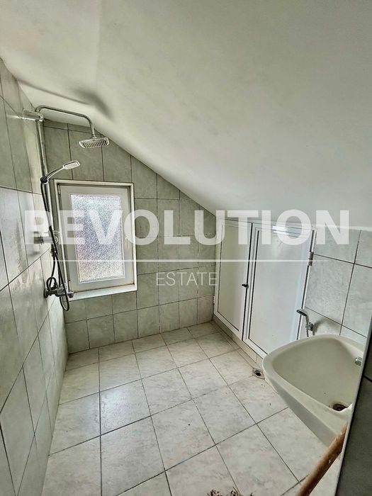 Дава се под наем Къща в Варна, Изгрев - 120 кв.м за 897.6 € - Снимка #9