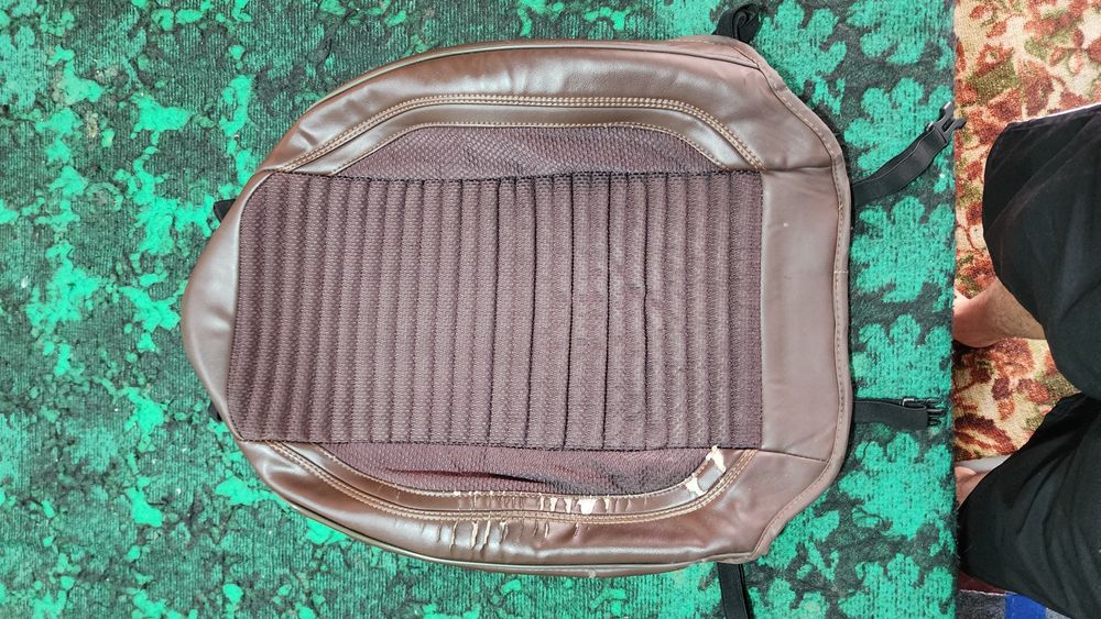 Cobolt moshina chehol sotiladi