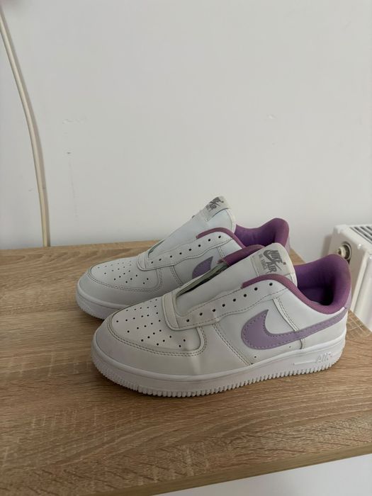 Pantofi sport / Adidași Nike Air Force 1 Low (Unisex) - Piele - Mărimea  41