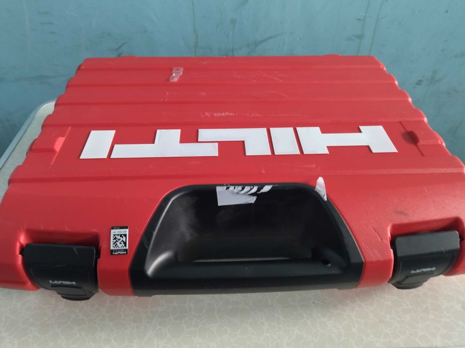 Куфар за инструменти