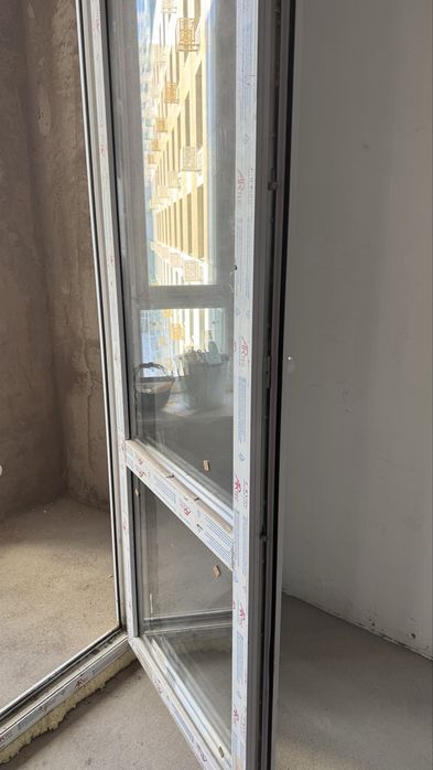 Балконная перегородка с дверью