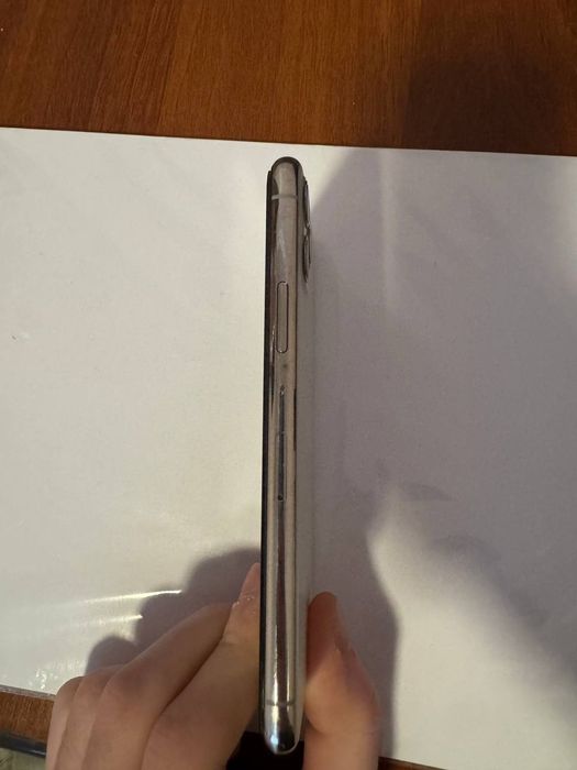 Iphone 11 pro 64tali