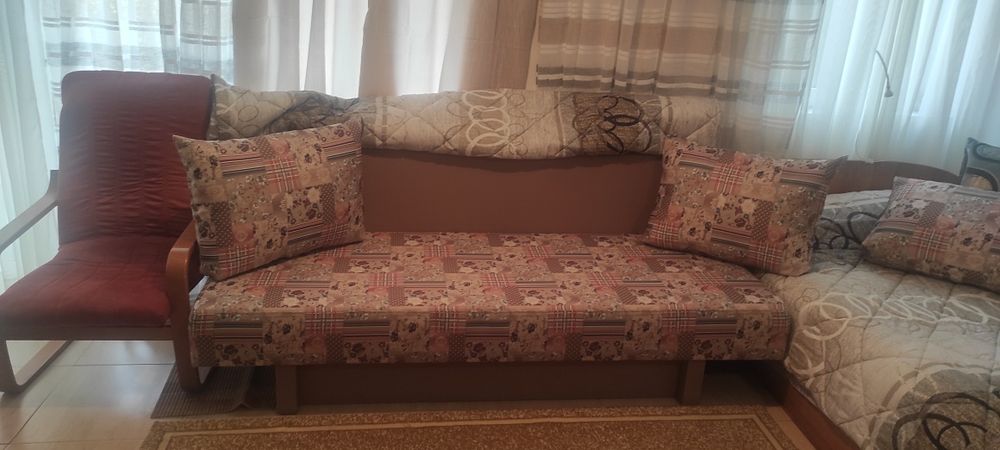 Диван - разтегателен, функция сън с ракла
