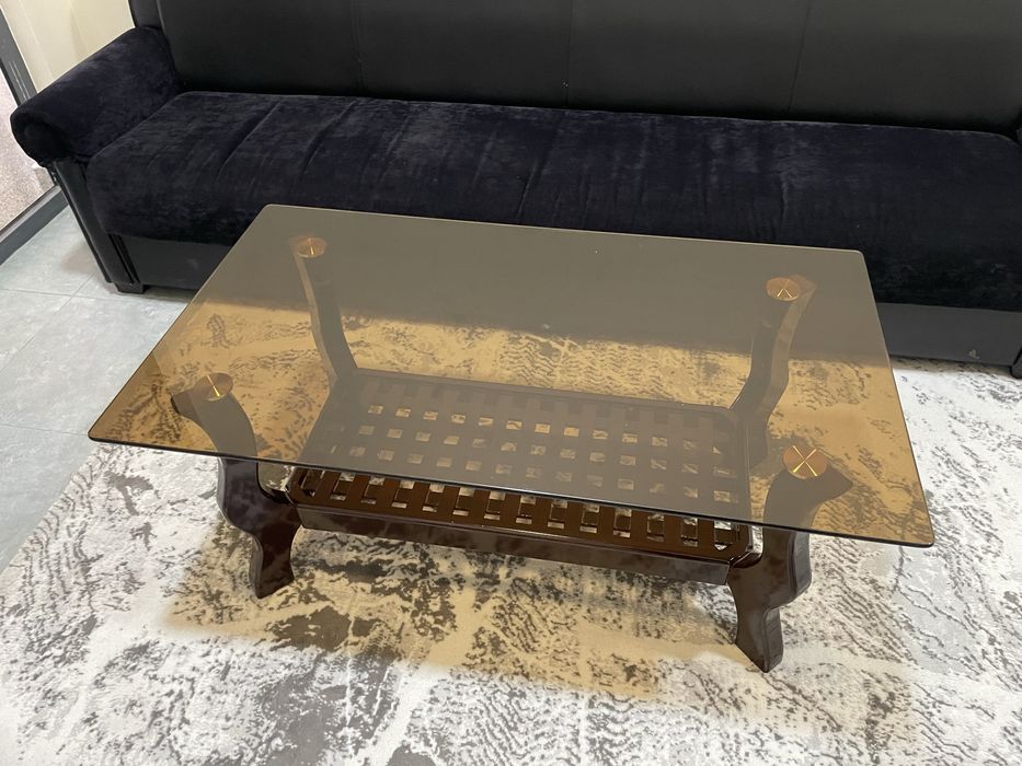 Jurnalni stol holati yaxshi sniq joyi yoq