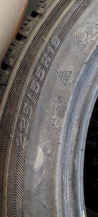 Продам разные шины. С дисками и без.