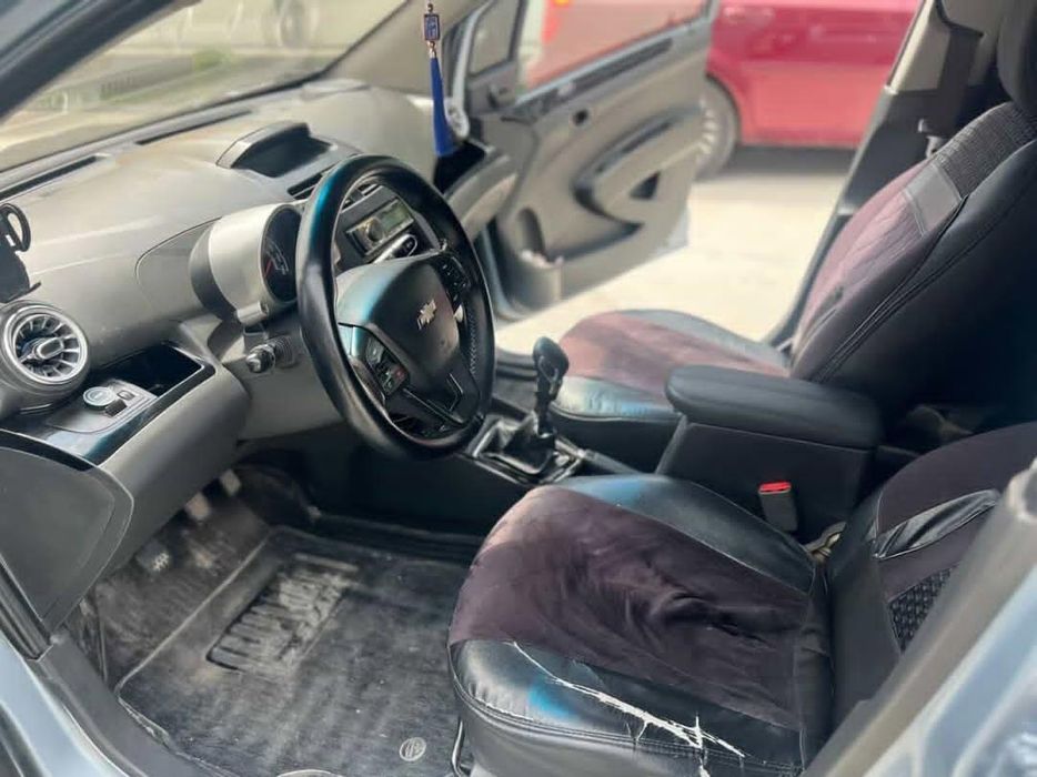 Chevrolet Spark 2011 — 4