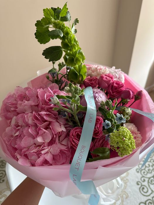 Продам срочно свежие цветы