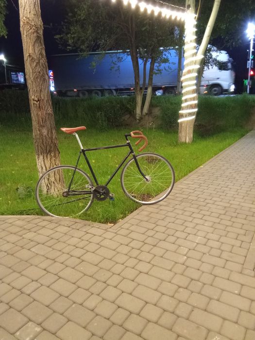 Продам велосипед фикс возможен торг