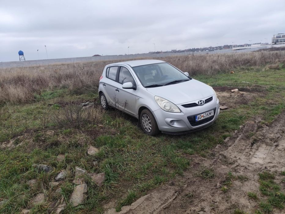 Vând Hyundai I 20