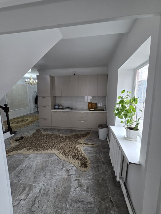 Сдам коттедж помесячно