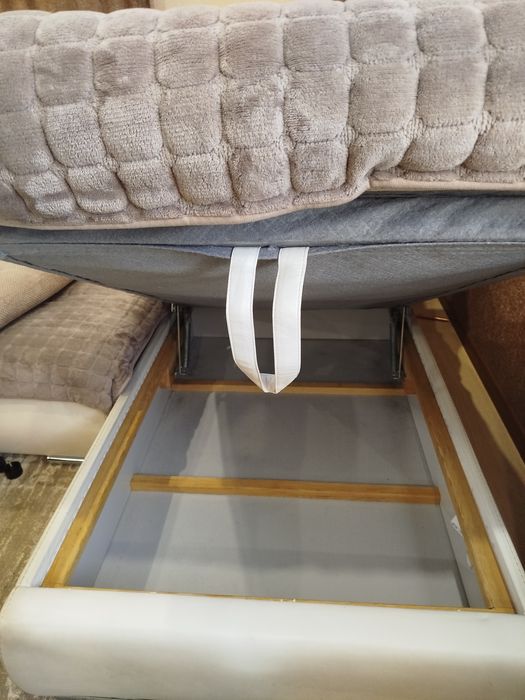 Продам Диван угловой