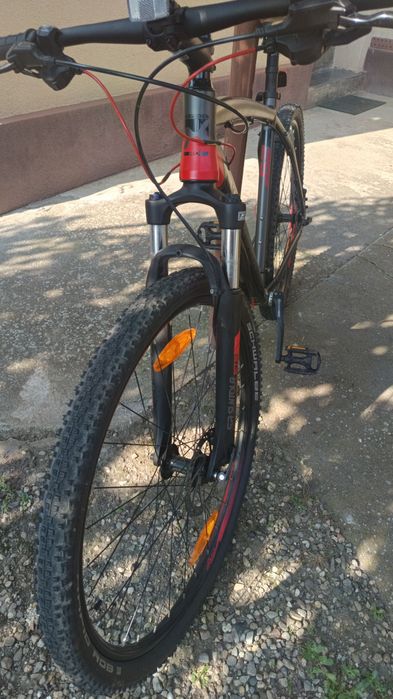 Vând bicicleta Kilimanjaro