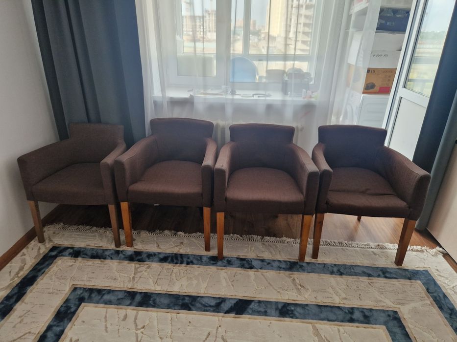 Столы от кофейни