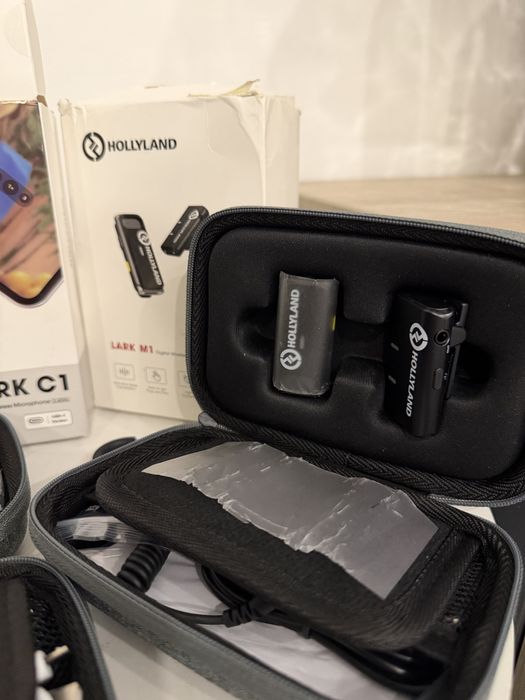 НОВ Микрофон HOLLYLAND Lark M1