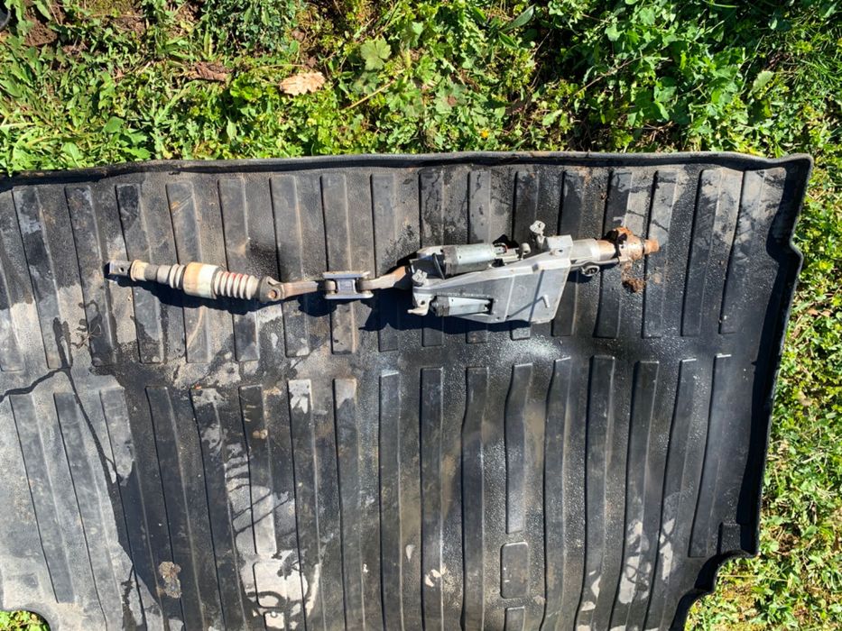 Части за c class w203 s203   чисто нови и употребявани