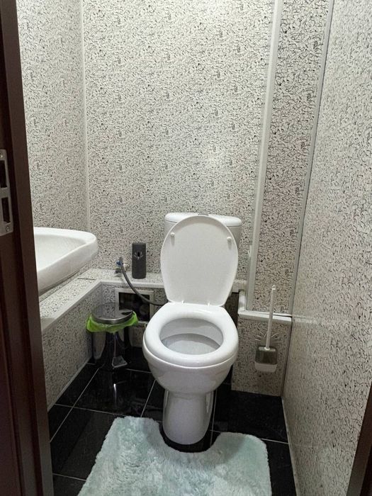 СРОЧНО! 3-комн. квартира Юнусабад + ГАРАЖ.