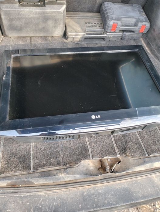Телевизор LG на запчасти 5000