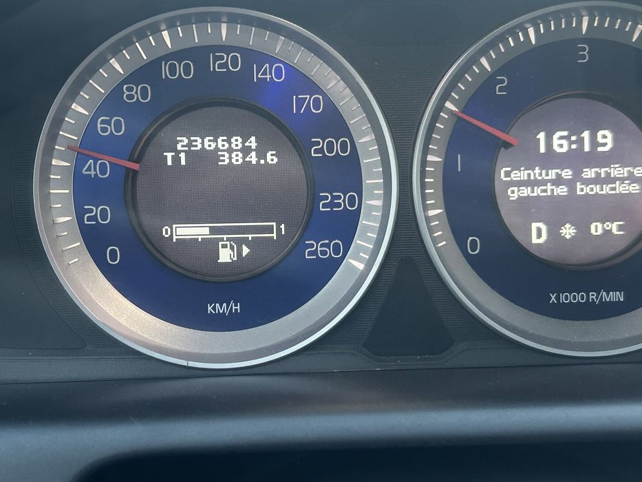 Volvo xc60 2.4 D5 AWD