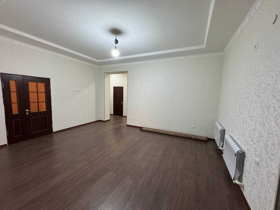 Namunali uy 6-sotok 4-xonali kottedj sotiladi