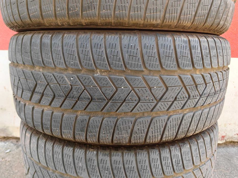 Зимни гуми PIRELLI 255 40 21