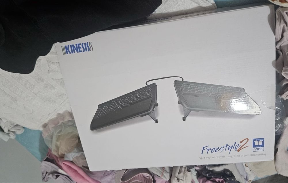 Tastatură ergonomică Kinesis Freestyle2 VIP3, nefolosită