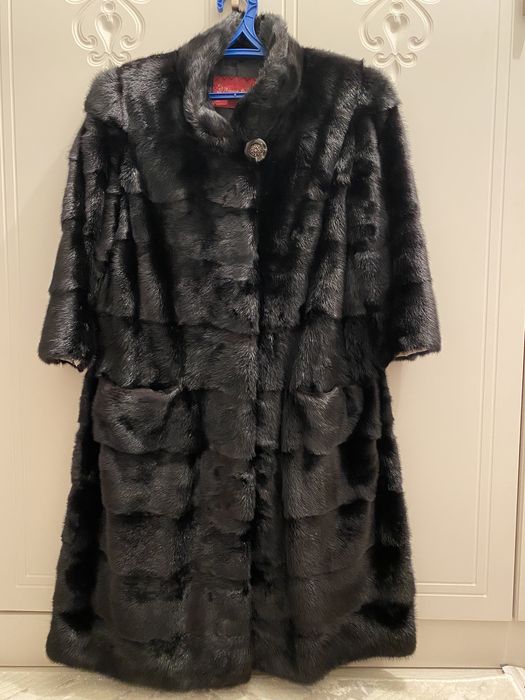 Норковая шуба черная