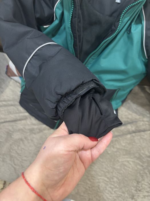 Продам куртку зимнюю