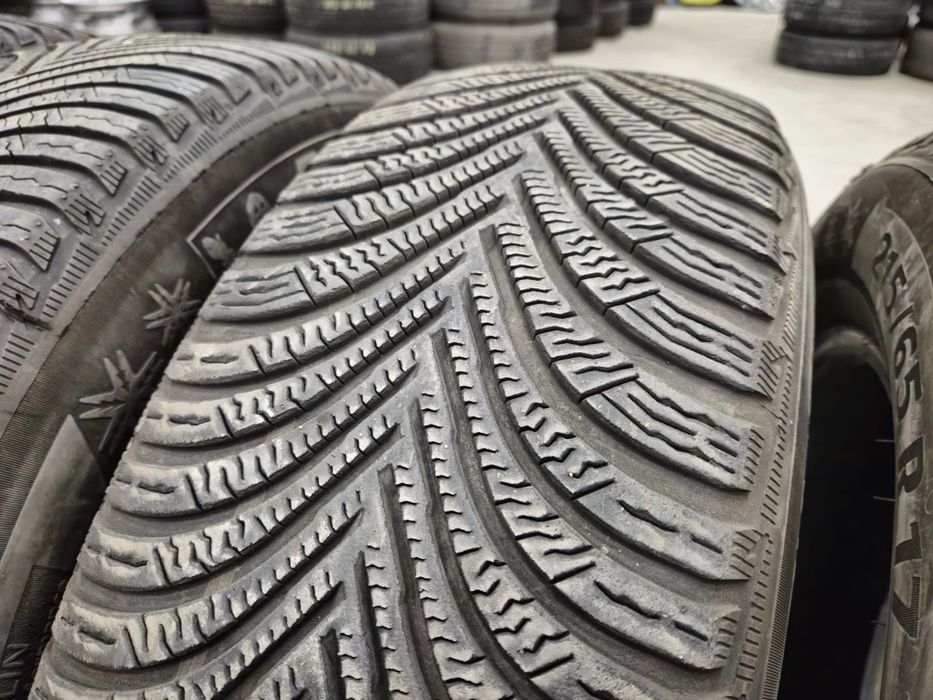 4 anvelope iarna Michelin 215 65 17 stare buna
