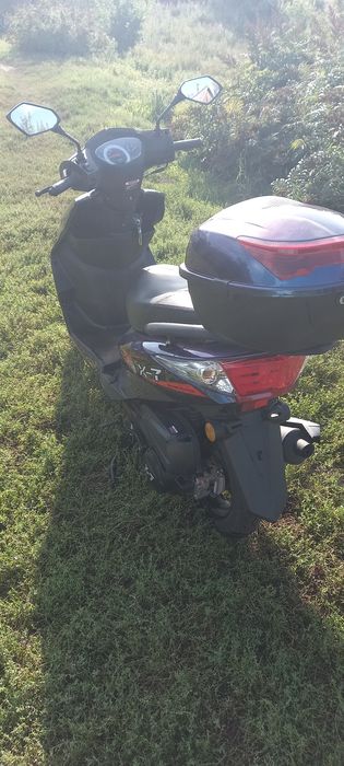 Продам скутер М8 Х-7