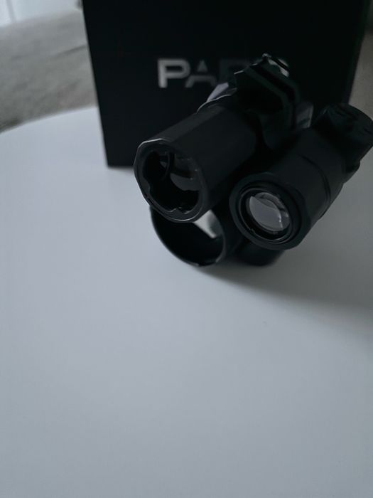 Dispozitiv clip on cu viziune nocturna Pard NV007SP LRF 940nm