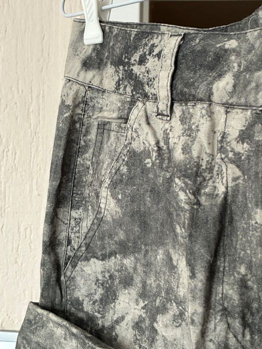 Cargo панталони Zara