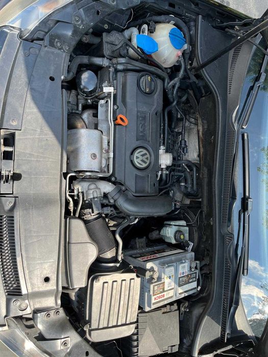 Volkswagen Golf 6 1.4 TSI 122 CP Match  Climatronic  incalzire scaune  Navi  PDC fata/spate