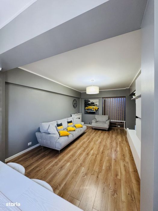 De inchiriat – Apartament spatios si luminos