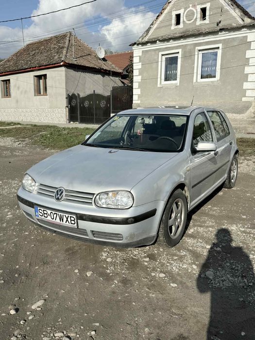 Golf 4 1.4 beniza 2000