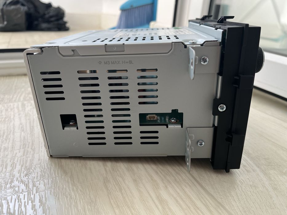 Продам Автомагнитолу на Кобальт!