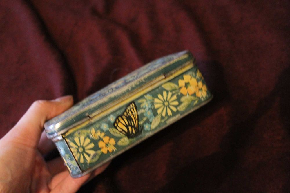 Металлическая шкатулка бабочки СССР