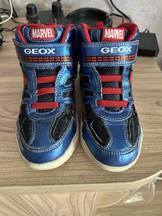 Geox 32,Lasocki 33