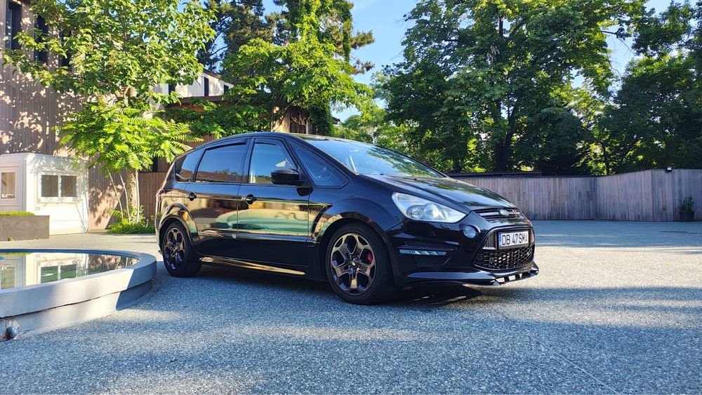 Ford S-Max ST Titanium